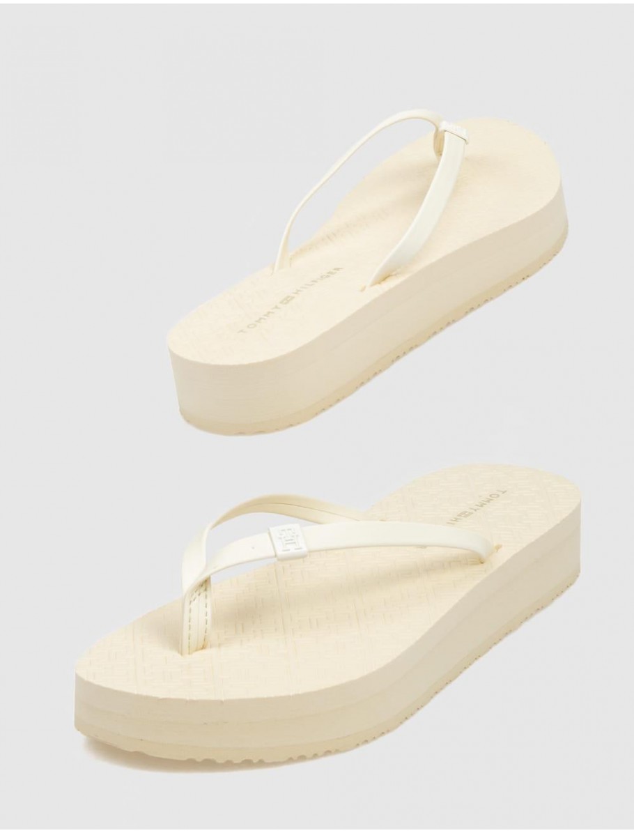 SANDALIA DE DEDO TOMMY HILFIGER MONOGRAM BEACH SANDAL BEIG