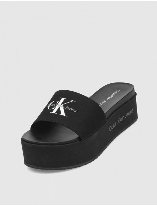 SANDALIA CALVIN KLEIN FLATFORM SANDAL MET NEGRO