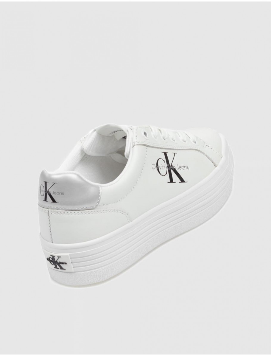 ZAPATILLA CALVIN KLEIN VULC FLATFORM LACEUP LTH BLANCO