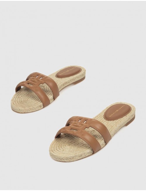 SANDALIA TOMMY HILFIGER TH EMBOSS FLAT ESP SANDAL CUERO