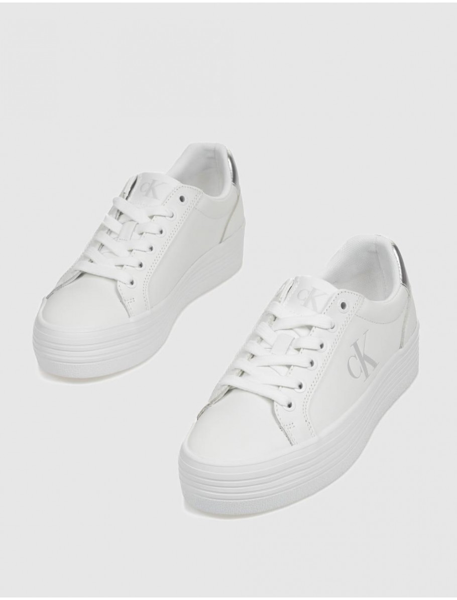 ZAPATILLA CALVIN KLEIN BOLD VULC FLATF LACEUP LTH BLANCO