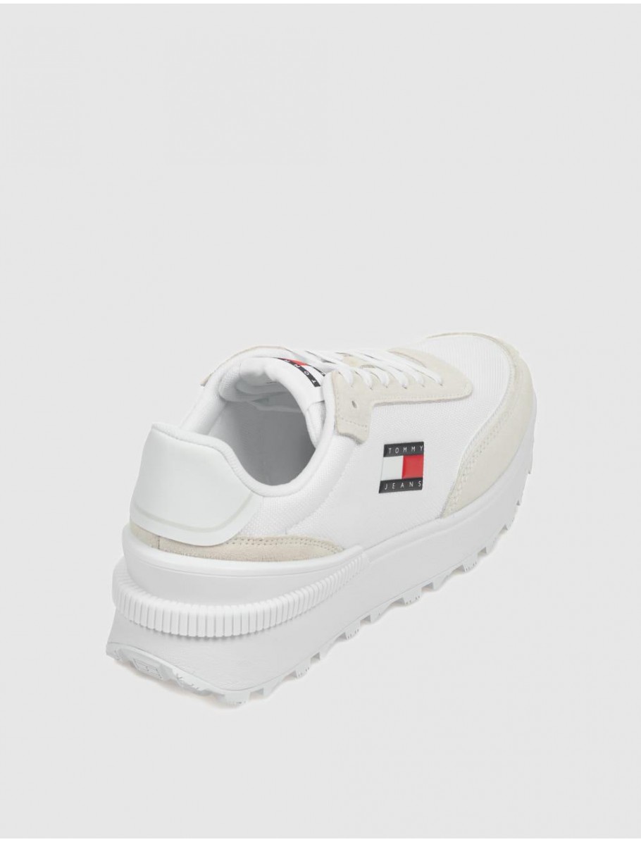 ZAPATILLA TOMMY HILFIGER TJW TECH RUNNER ESS BLANCO