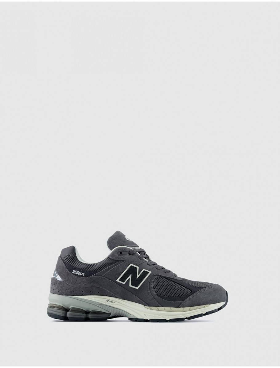 ZAPATILLA NEW BALANCE M2002R GRIS