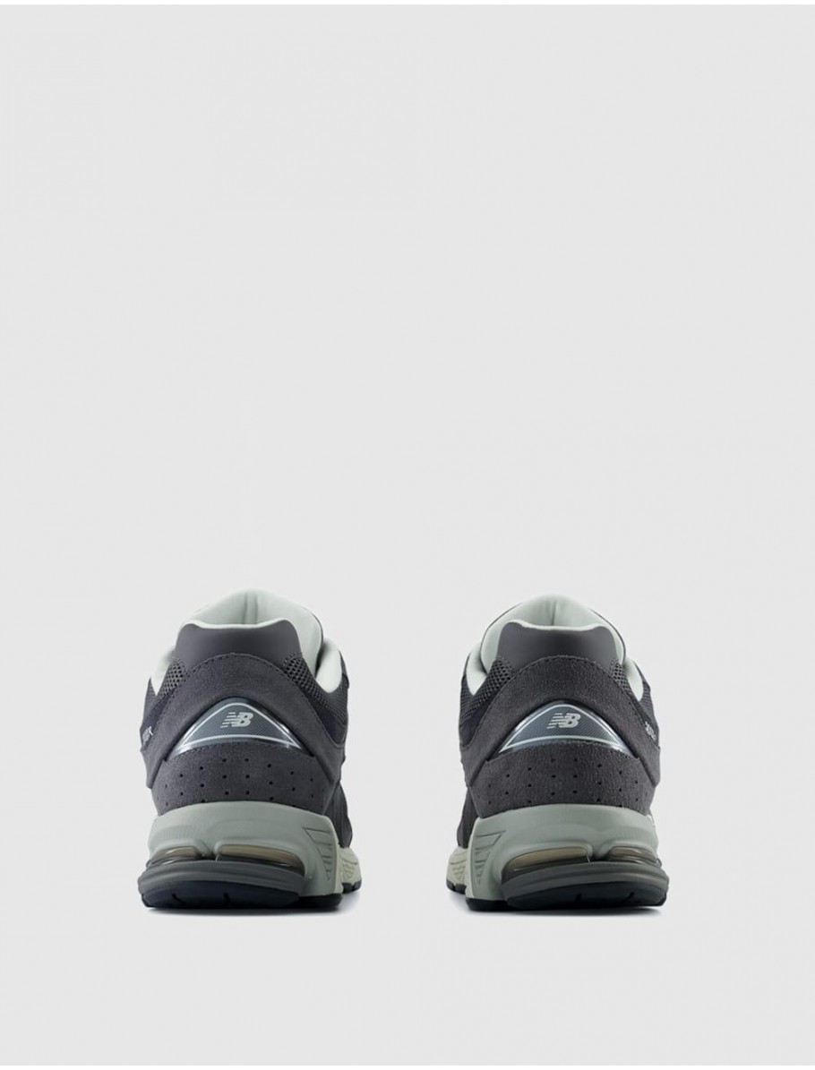 ZAPATILLA NEW BALANCE M2002R GRIS