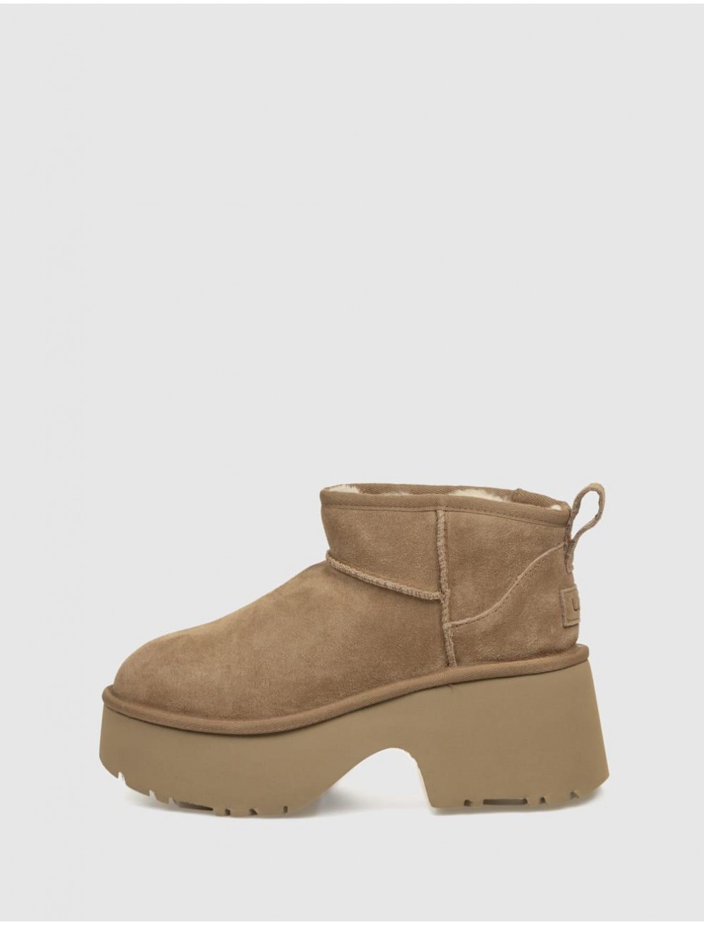 BOTiN UGG CASSIC ULTRA MINI NEW CUERO