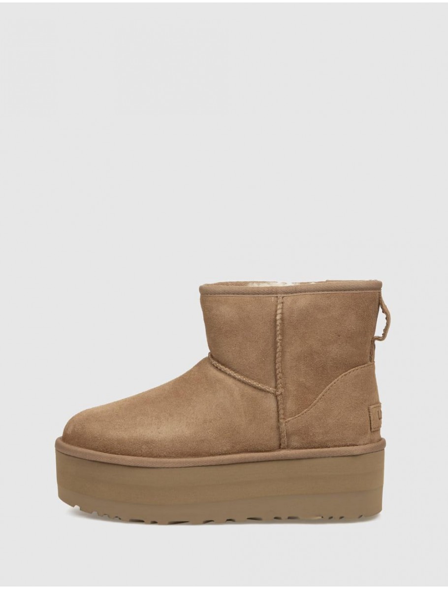 BOTÍN UGG CLASSIC MINI  PLATFORM  CUERO