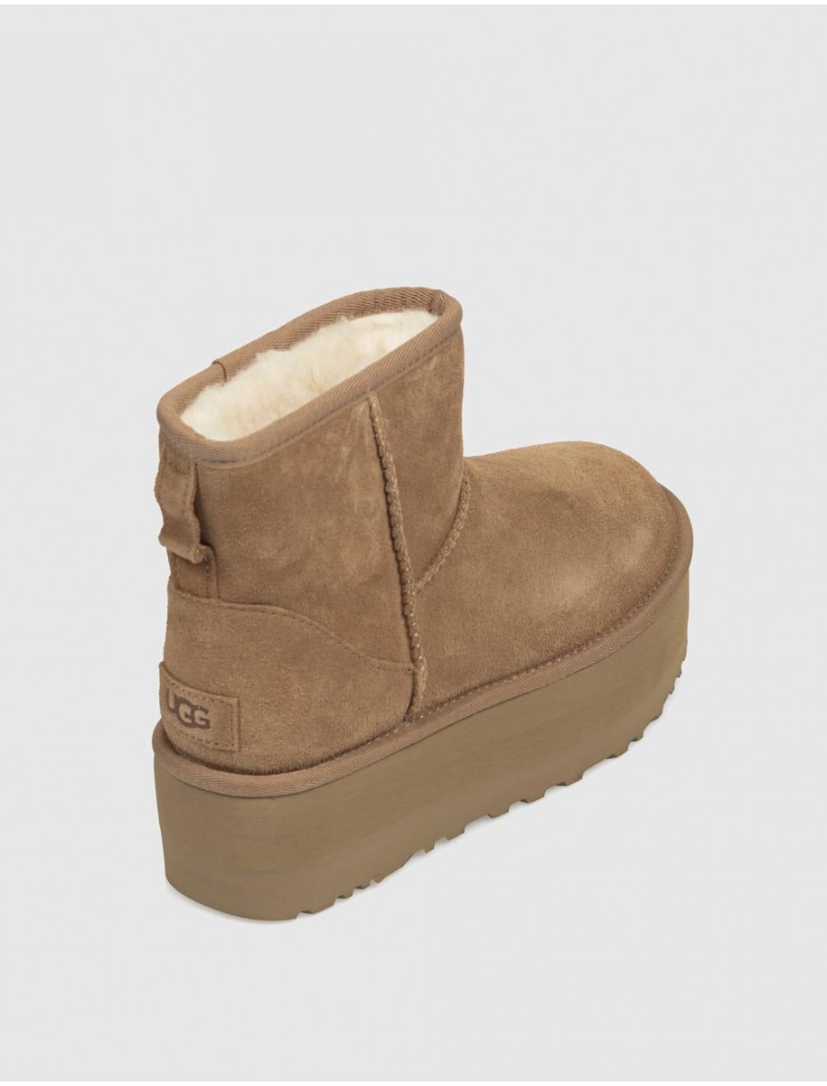 BOTiN UGG CLASSIC MINI PLATFORM CUERO