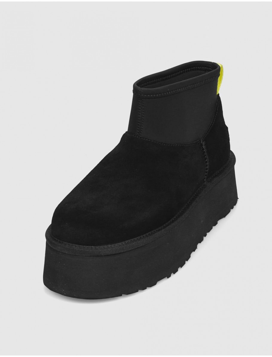 BOTiN UGG CLASSIC MINI DIPPER NEGRO