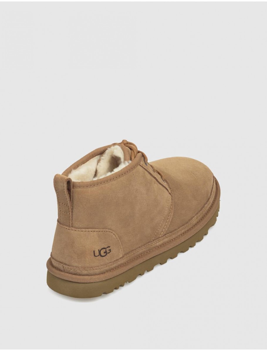 BOTiN UGG NEUMEL CHE CUERO