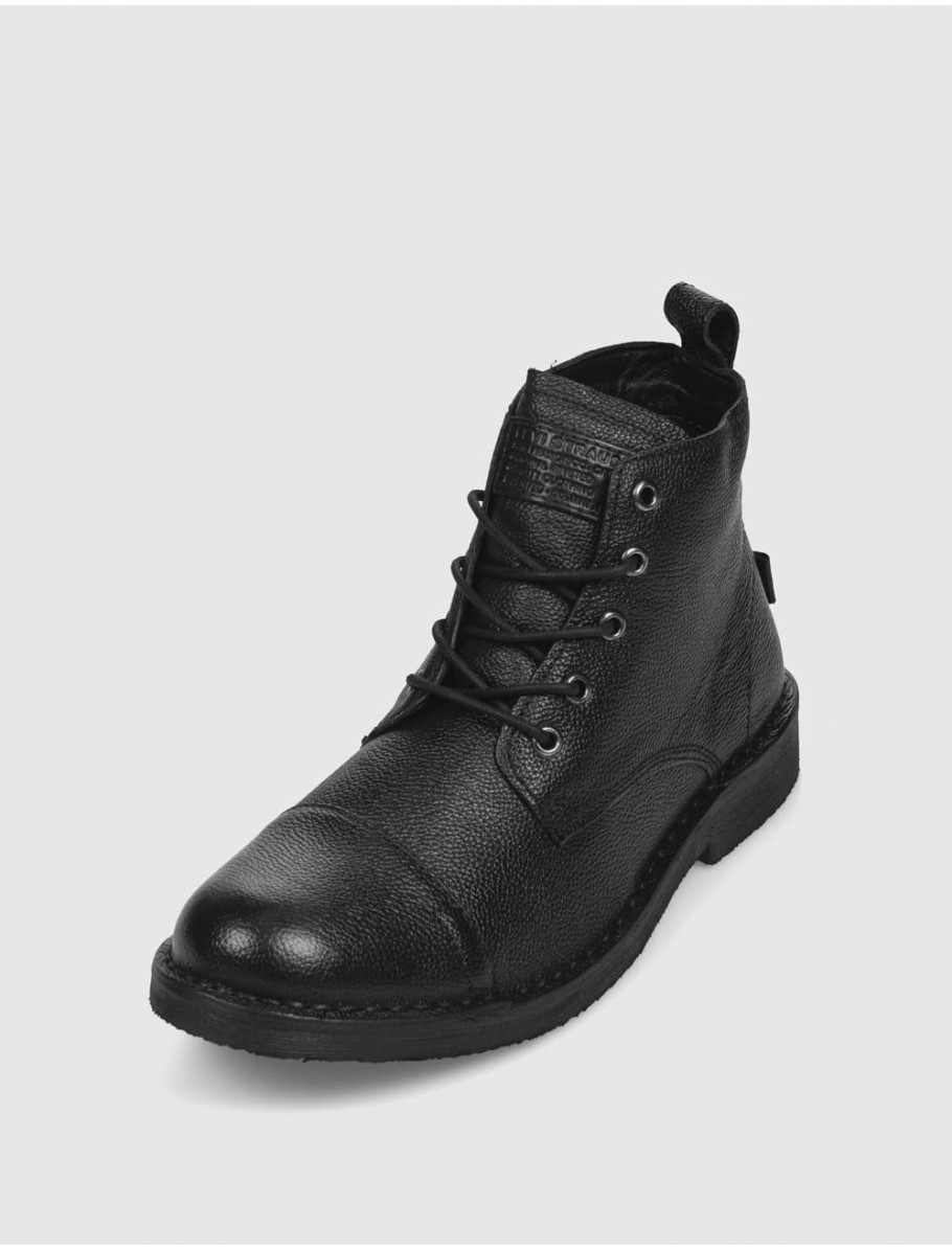 BOTiN LEVI S TRACK NEGRO