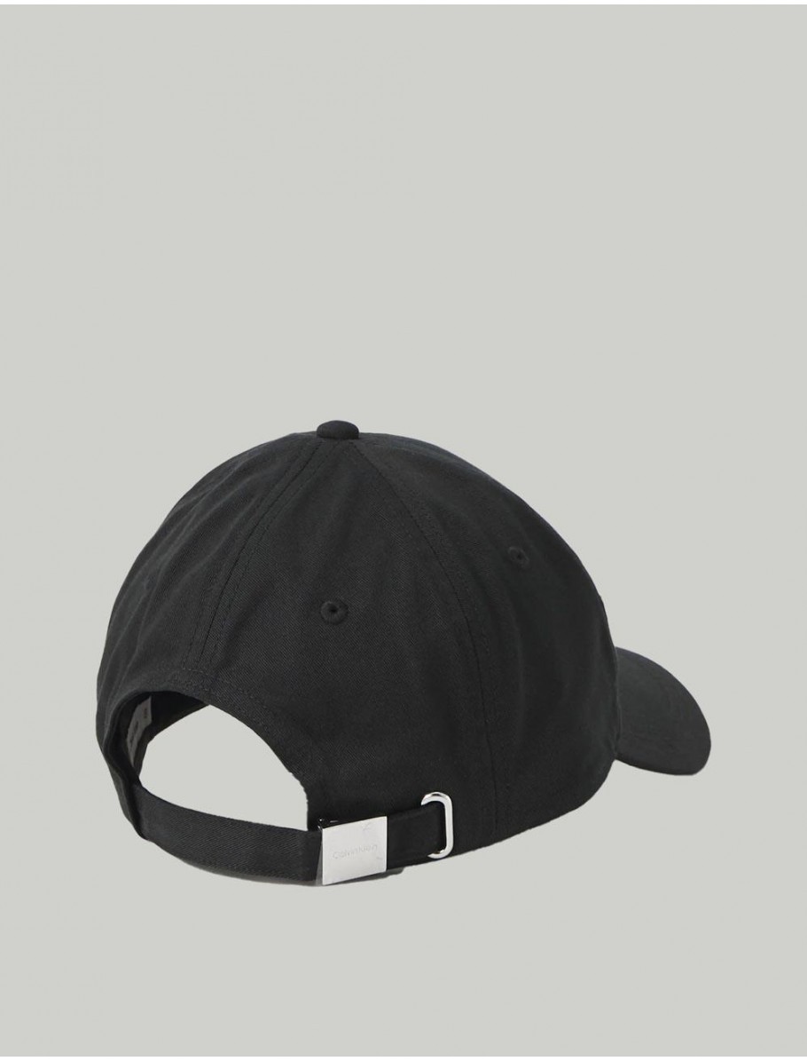 GORRA CALVIN KLEIN METAL COTTON CAP NEGRO