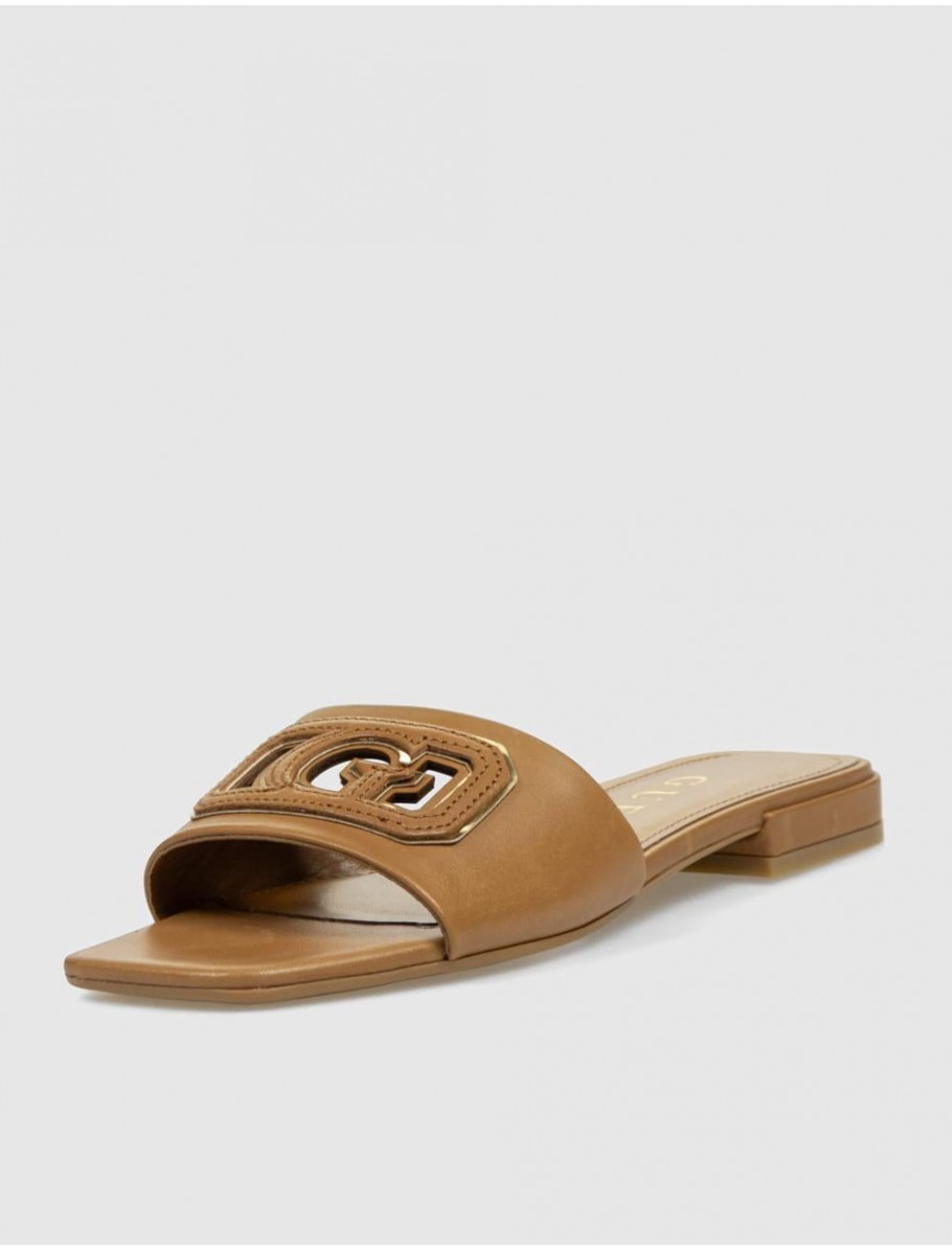 SANDALIA GUESS FLJTAR LEA19 CUERO