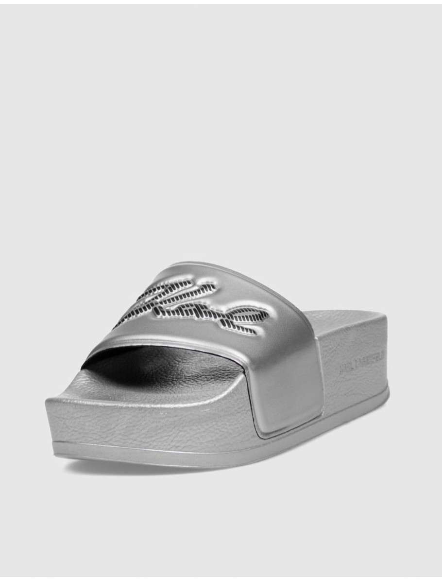 CHANCLA KARL LAGERFELD KONDO MAXI WHIPSTITCH SLIDE PLATA