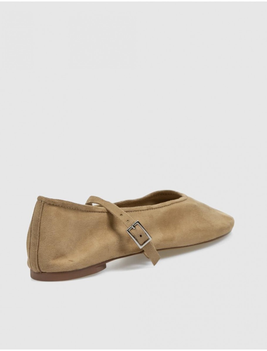 MERCEDITA OBVIO HENRI CaMEL