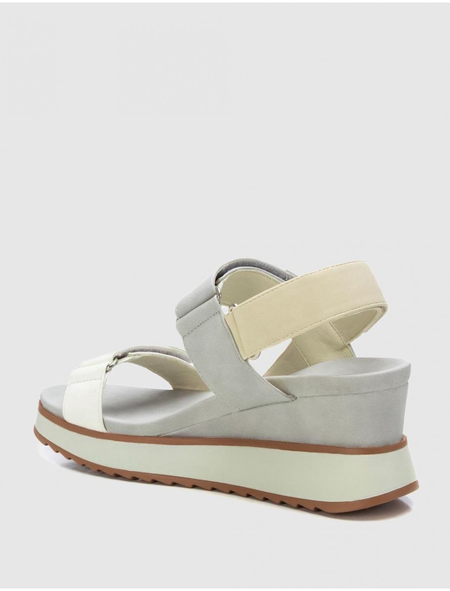 SANDALIA XTI 143848 GRIS