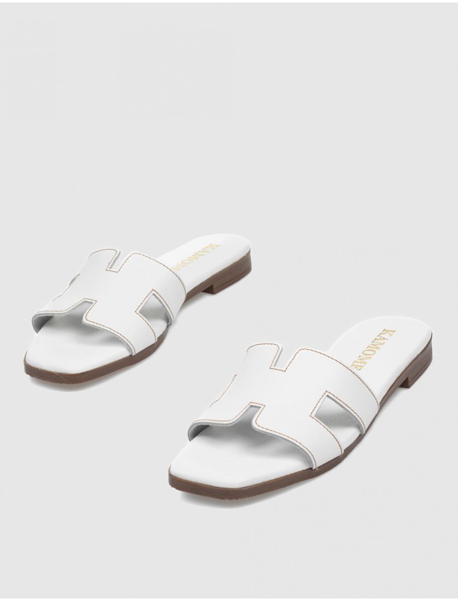 SANDALIA KAMOME ALAIA BLANCO