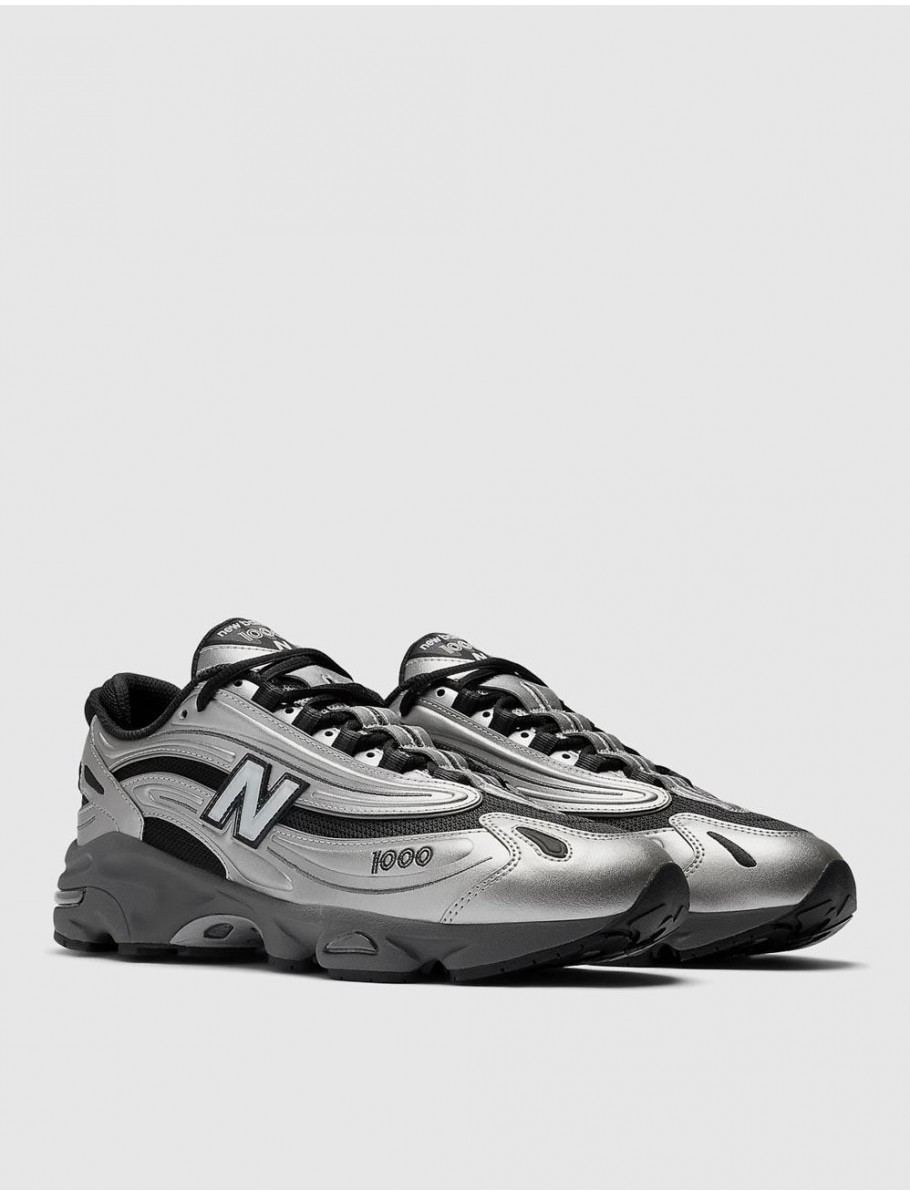 ZAPATILLA NEW BALANCE M1000 PLATA