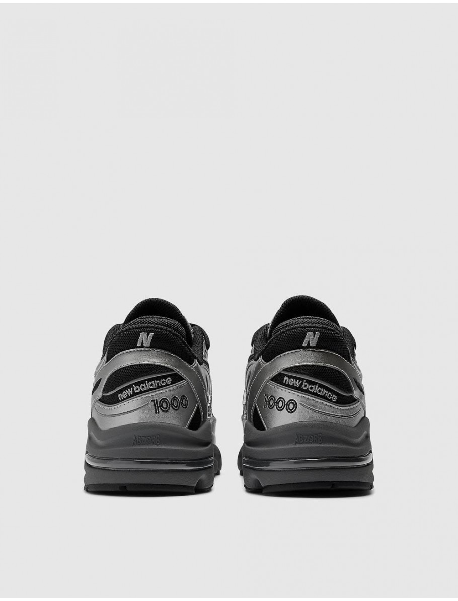 ZAPATILLA NEW BALANCE M1000 PLATA