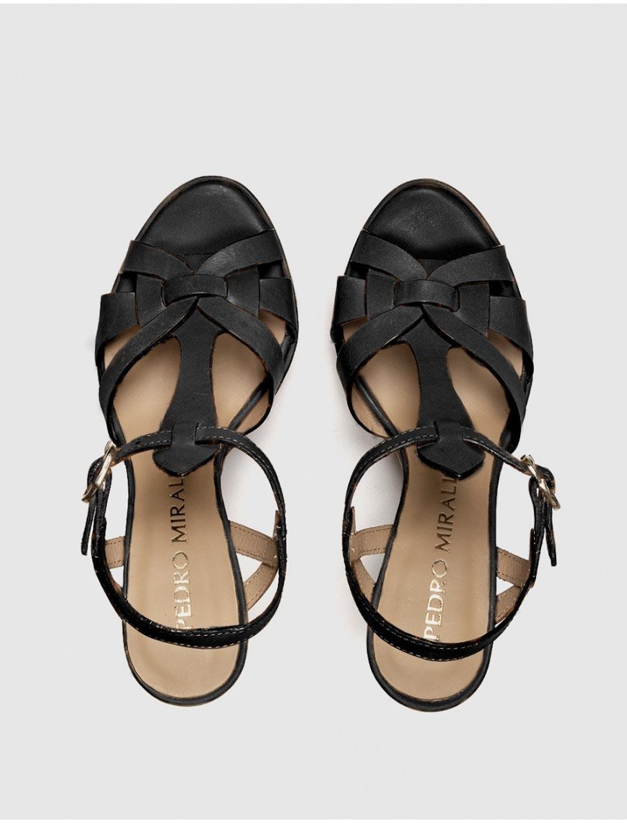 SANDALIA PEDRO MIRALLES 17203 NEGRO