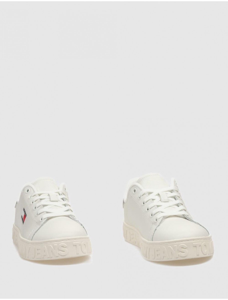 ZAPATILLA TOMMY HILFIGER TJW LOGO OUTSOLE SNEAKER ESS BEIG