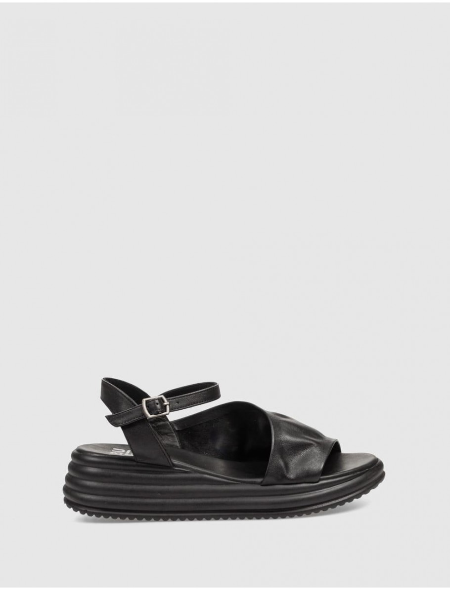 SANDALIA BUENO WA2402 NEGRO