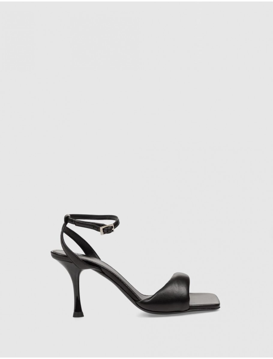 SANDALIA WITCHERY 60290886 NEGRO