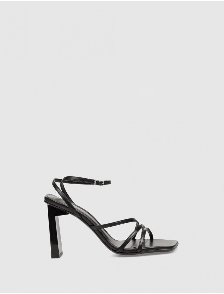 SANDALIA WITCHERY 60287618 NEGRO