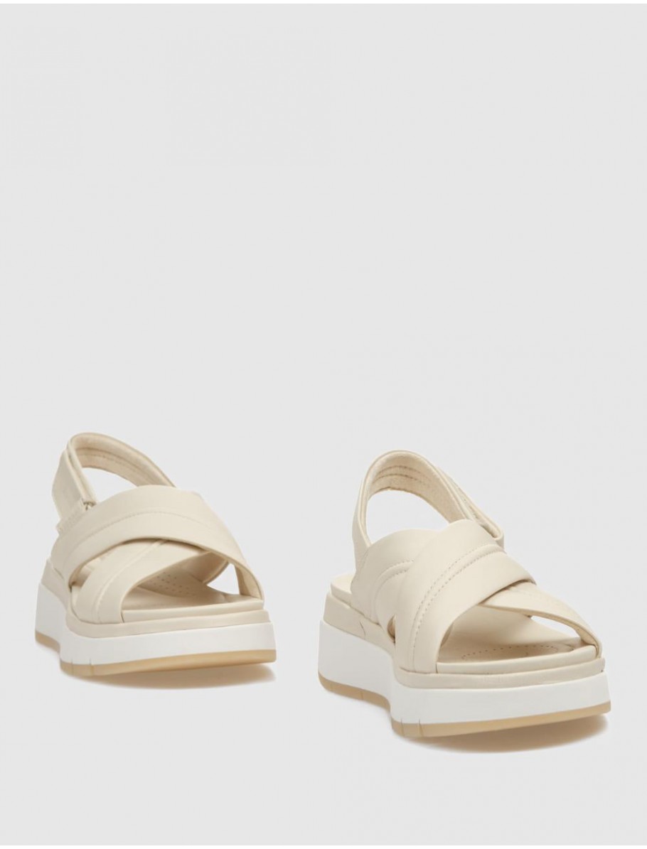 SANDALIA CLARKS TUSCAN CROSS BEIG