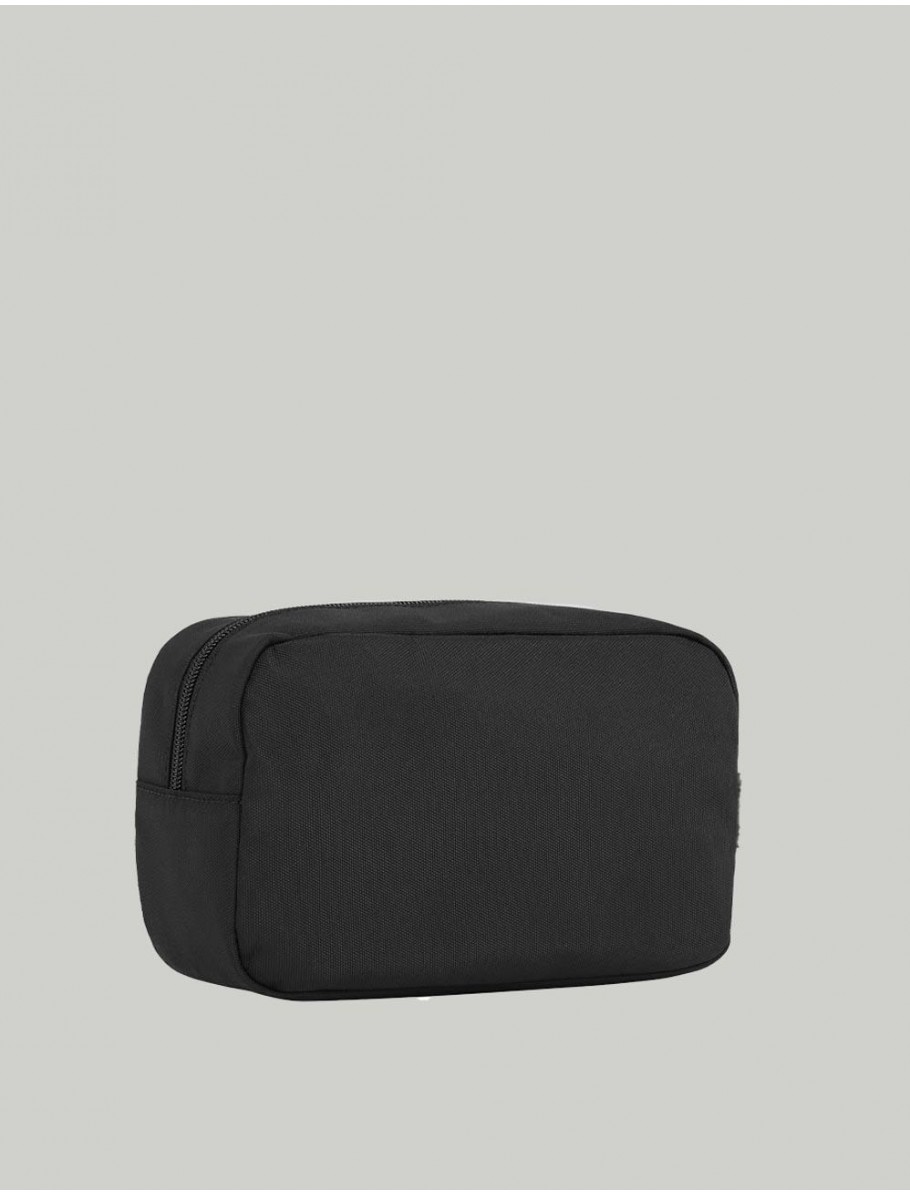 NECESER TOMMY HILFIGER TJM ESS DAILY NYLON WASHBAG NEGRO