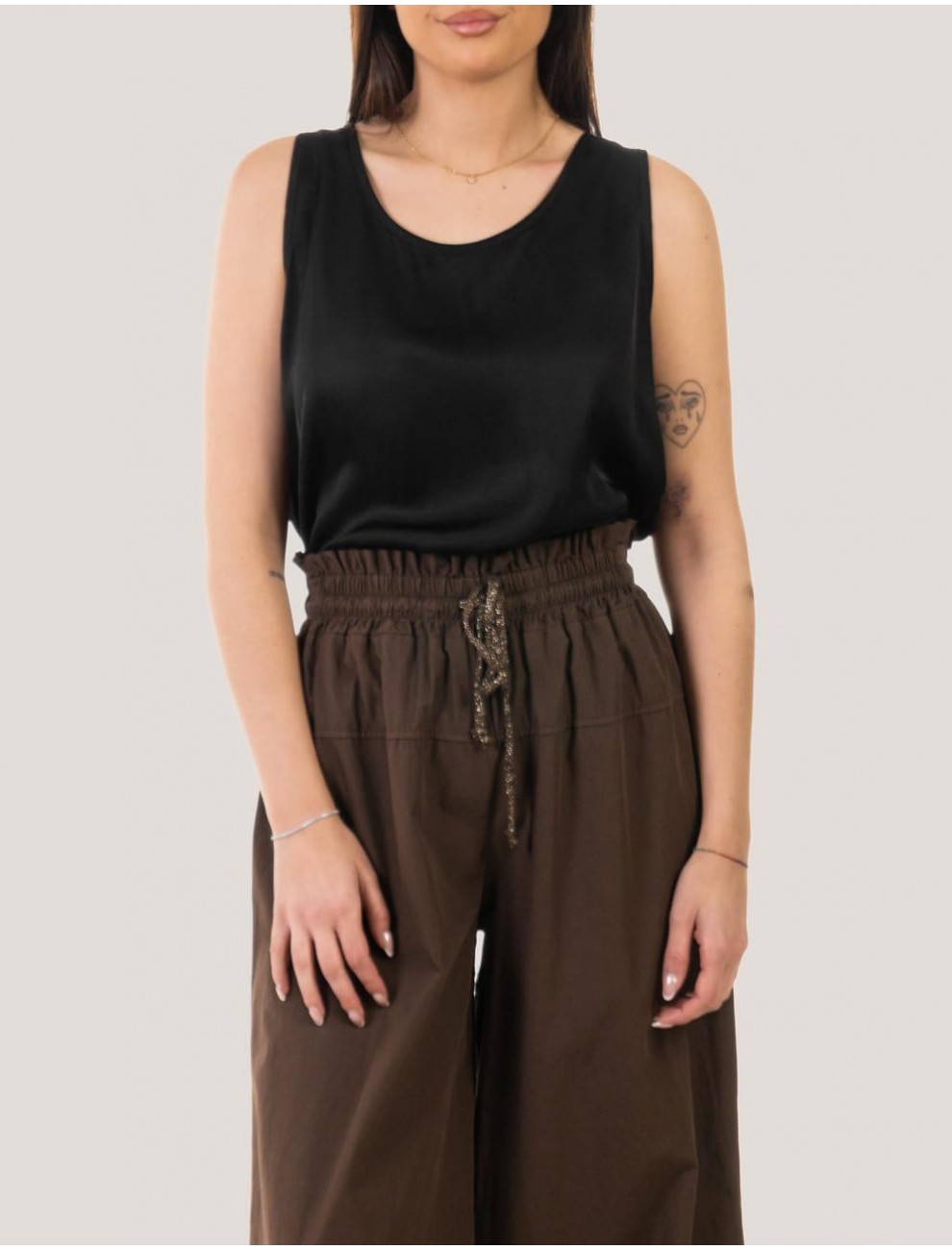 CAMISETA OBVIO JOANA NEGRO