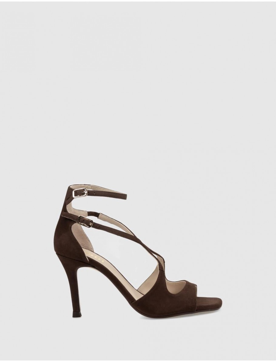 SANDALIA LODI SASUE MARRoN