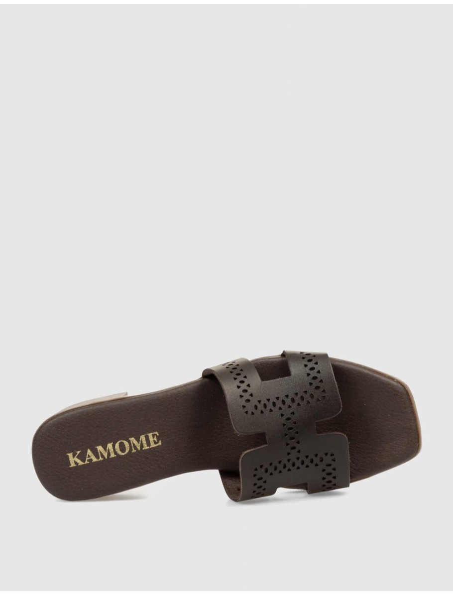 SANDALIA KAMOME SARABI MARRoN