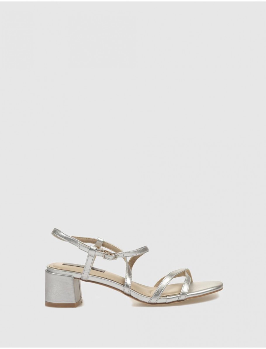 SANDALIA KAMOME TRENDS NALA PLATA