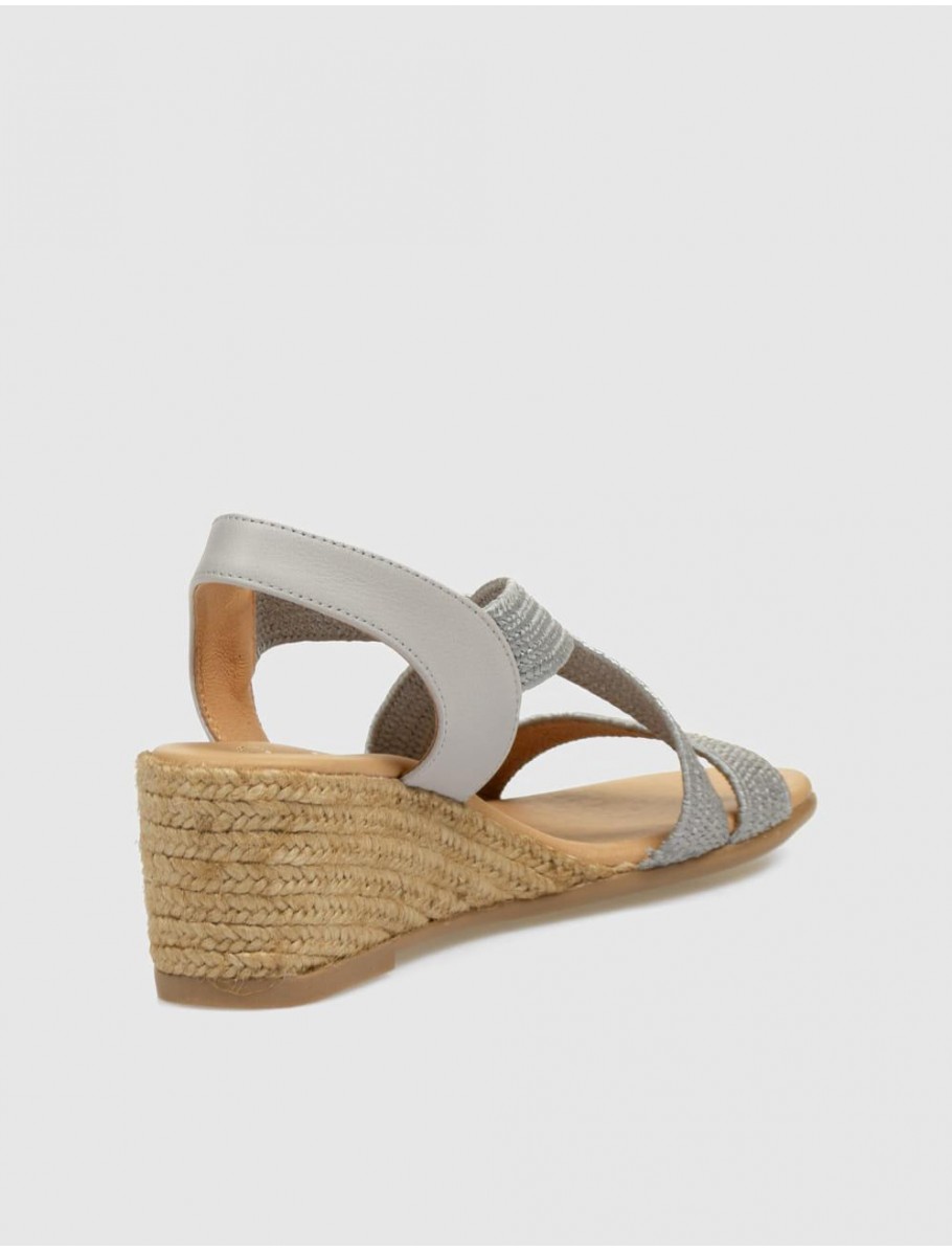 SANDALIA PINAZ 548 GRIS