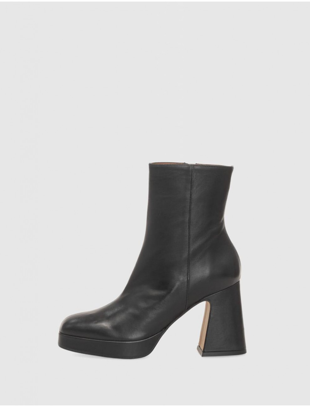 BOTiN ANGEL ALARCON OLWEN NEGRO