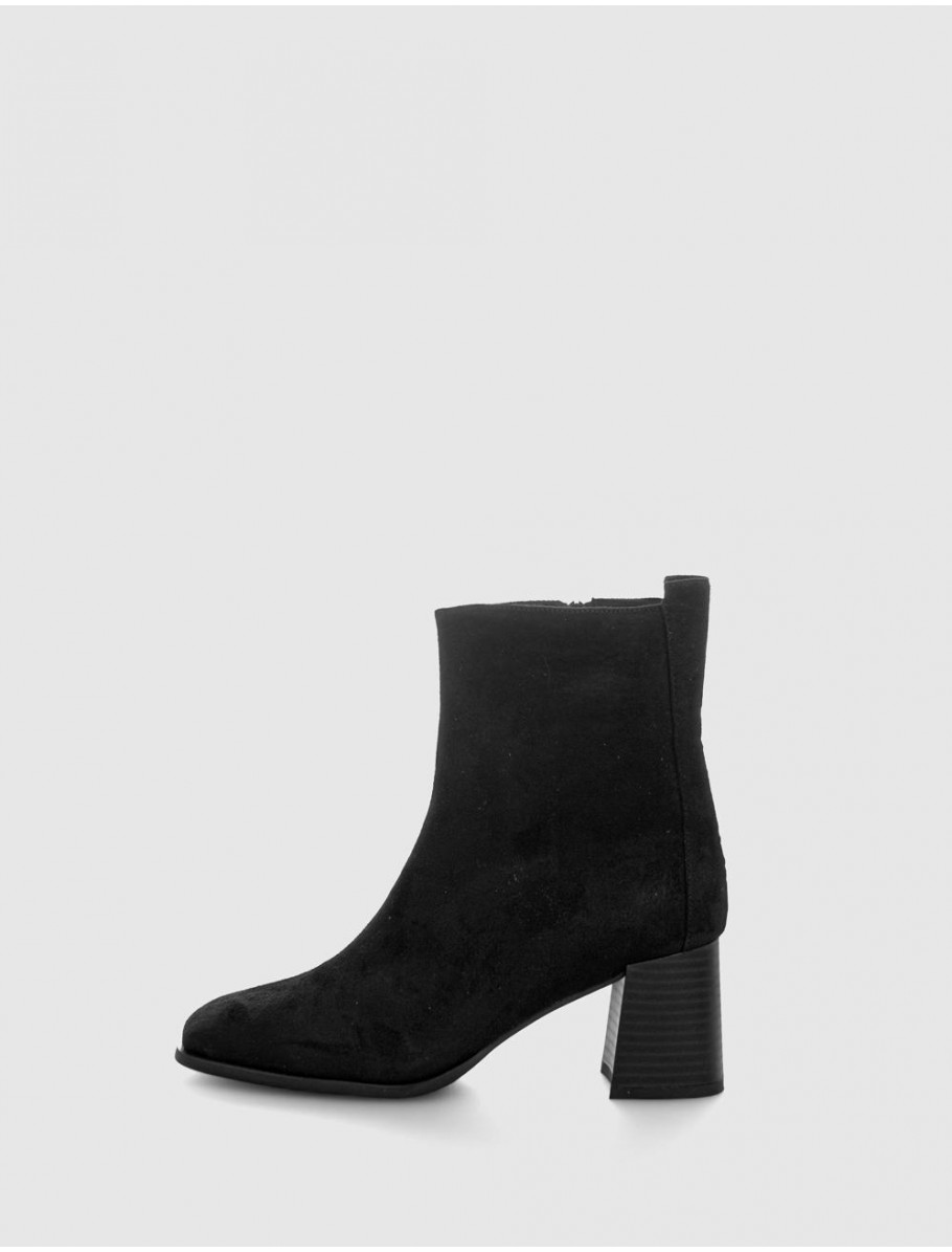 BOTiN KAMOME LAVINIA NEGRO