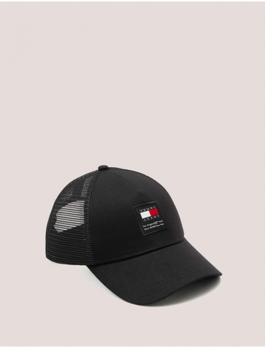 GORRA TOMMY HILFIGER MODERM PATCH TRUCKER CAP NEGRO