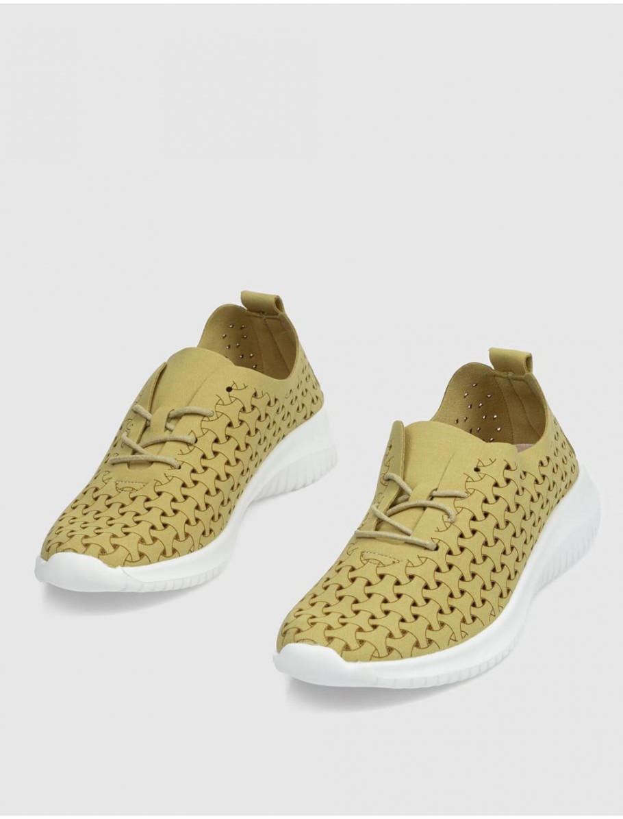 ZAPATILLA ECOLIGEROS LIBERTE MOSTAZA