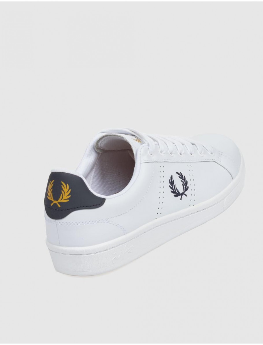 ZAPATILLA URBANA FRED PERRY B721 B6312 LEATHER BLANCO