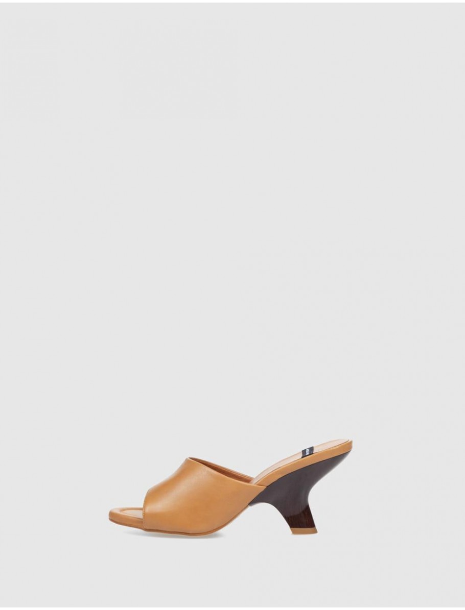 SANDALIA ANGEL ALARCON 24074 CaMEL