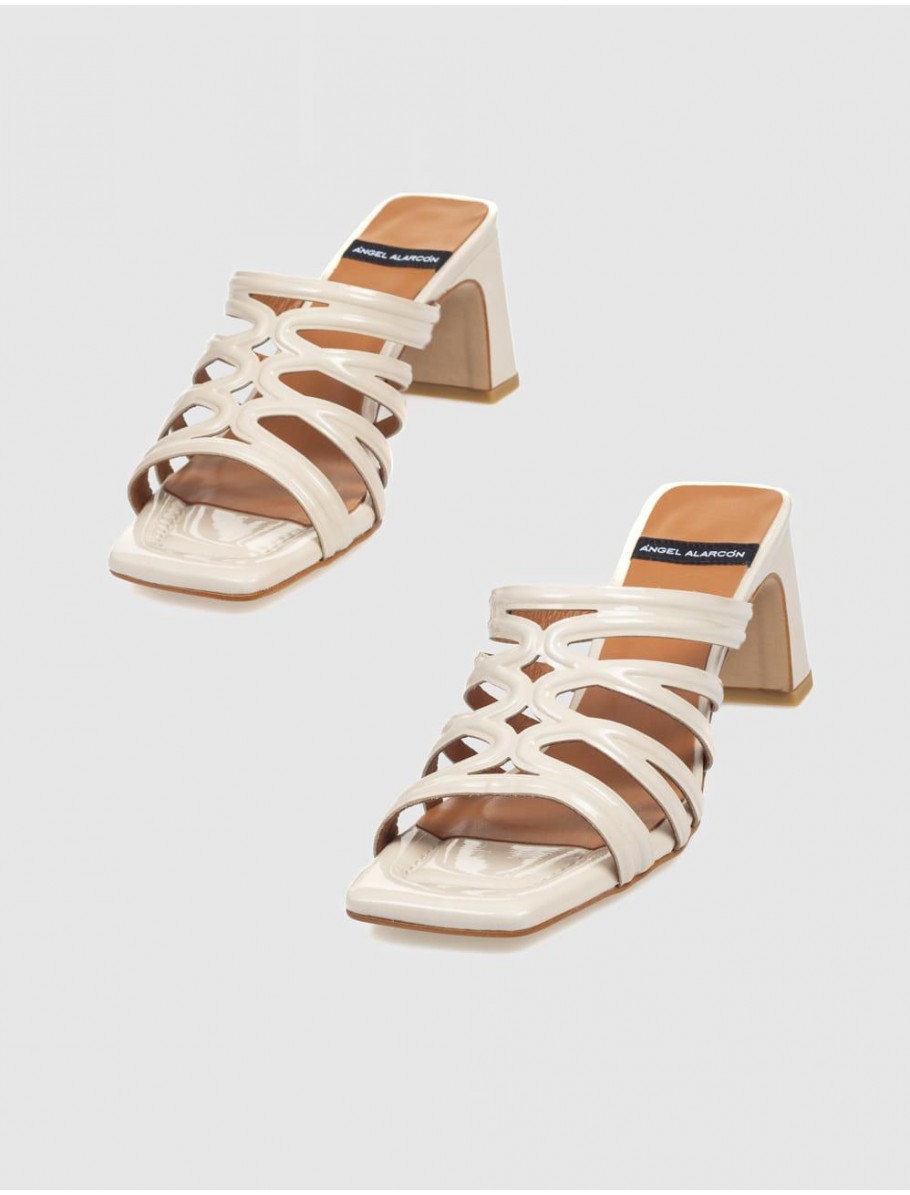 SANDALIA ANGEL ALARCON 24049 BEIG