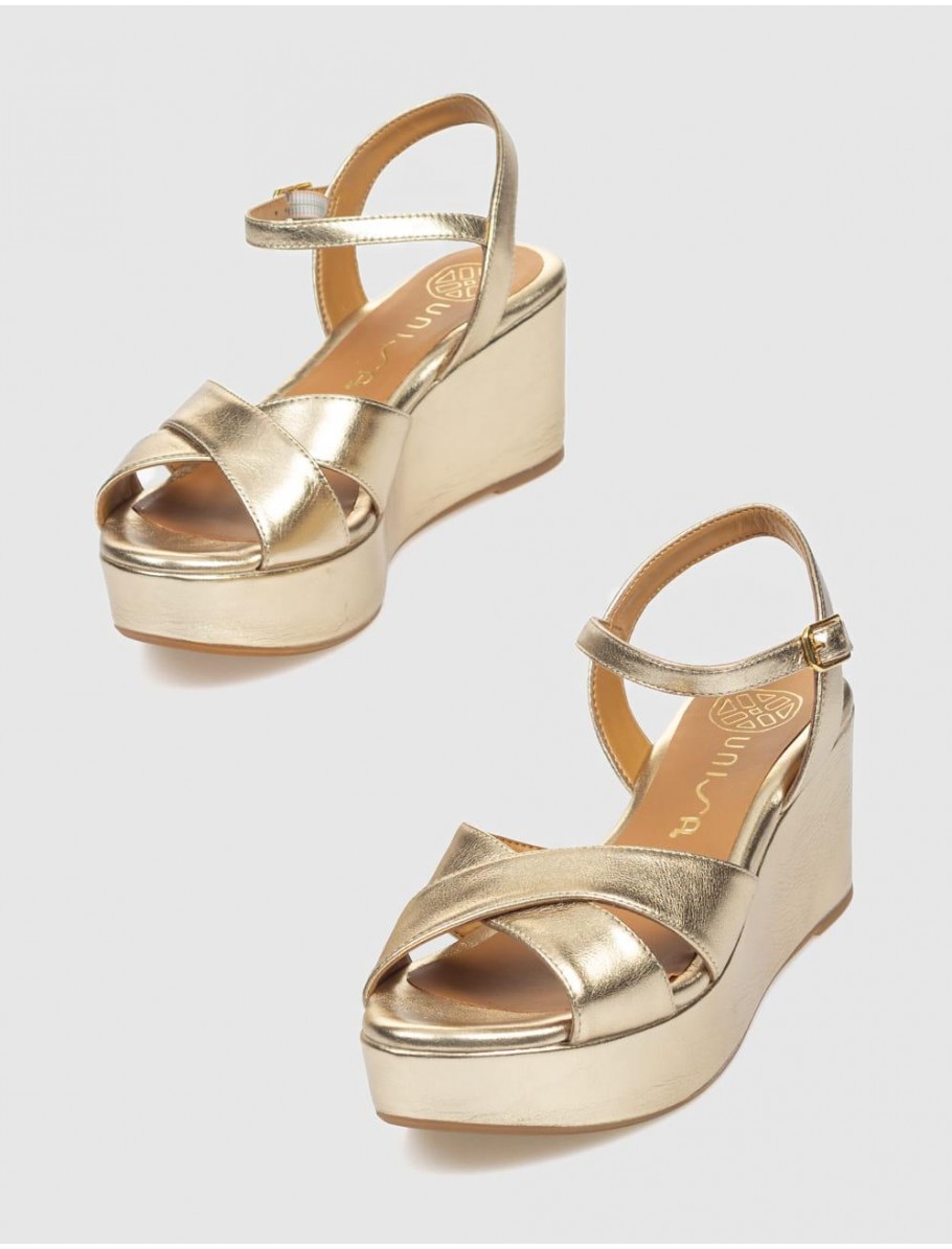 SANDALIA UNISA KRYSI PLATINO