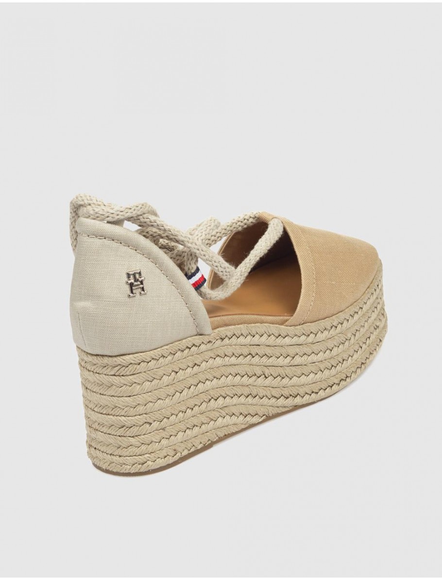 ALPARGATA TOMMY HILFIGER CLOSED TOE LINEN FLATFORM BEIG