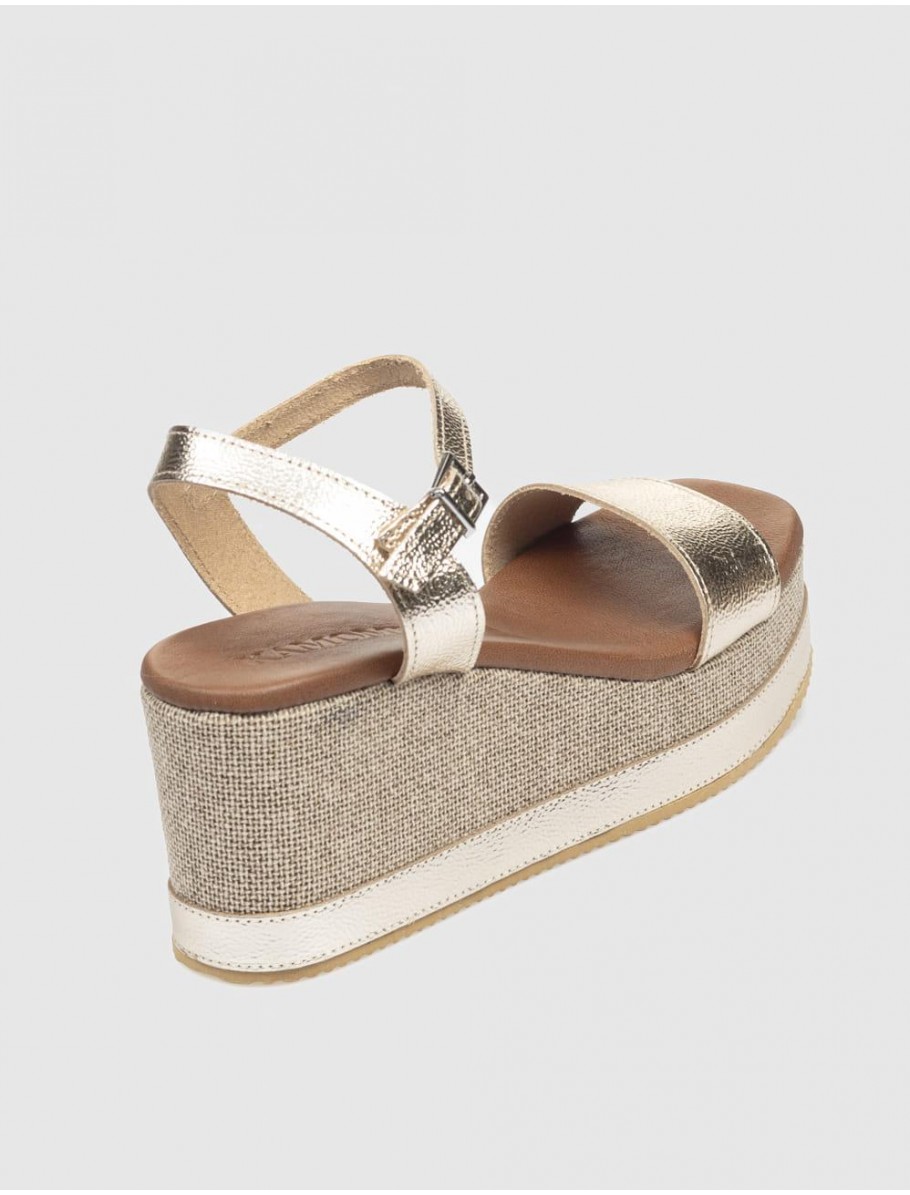 SANDALIA KAMOME KAMUY PLATINO