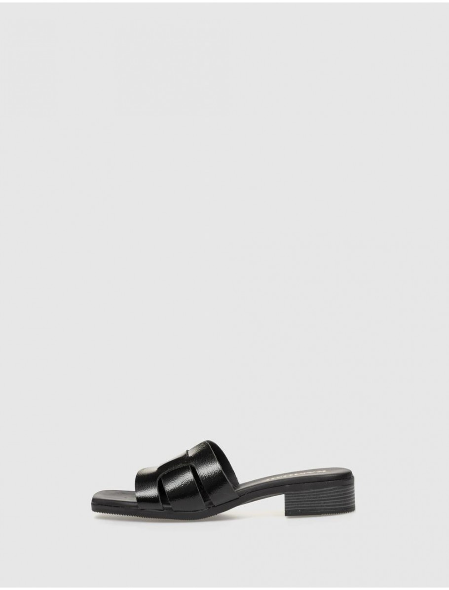 SANDALIA KAMOME MYA NEGRO