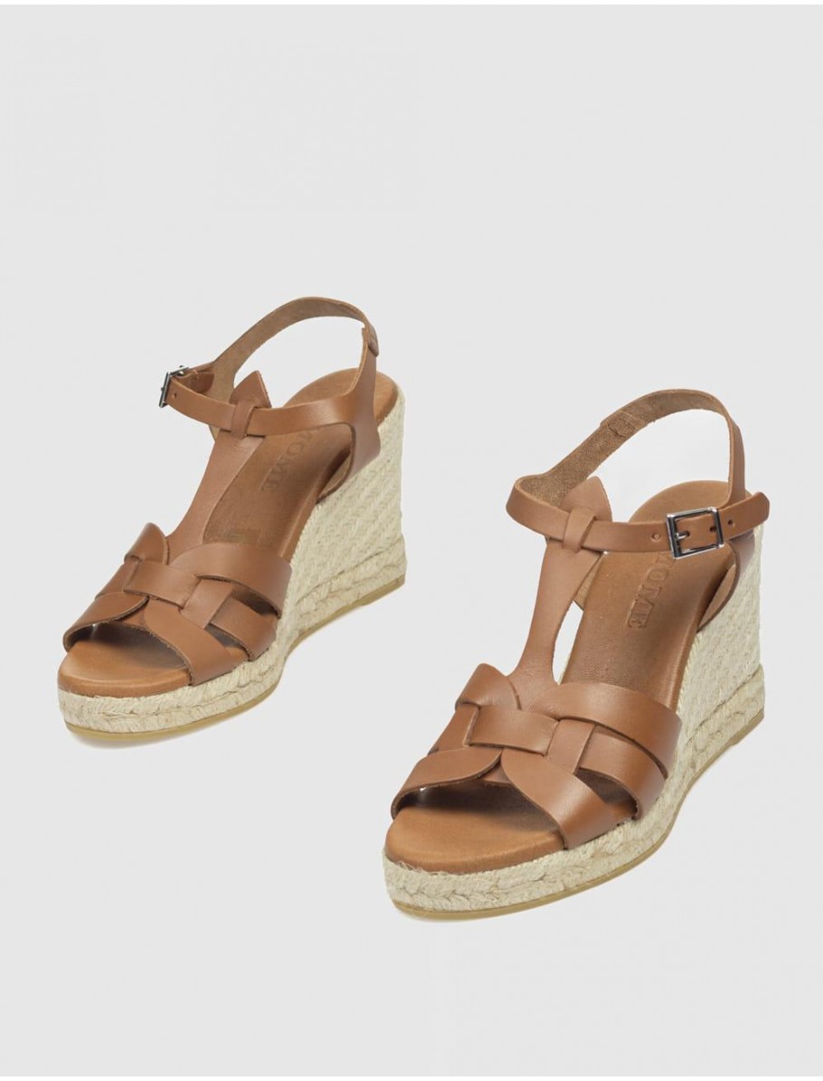 SANDALIA KAMOME KAITOS MARRoN