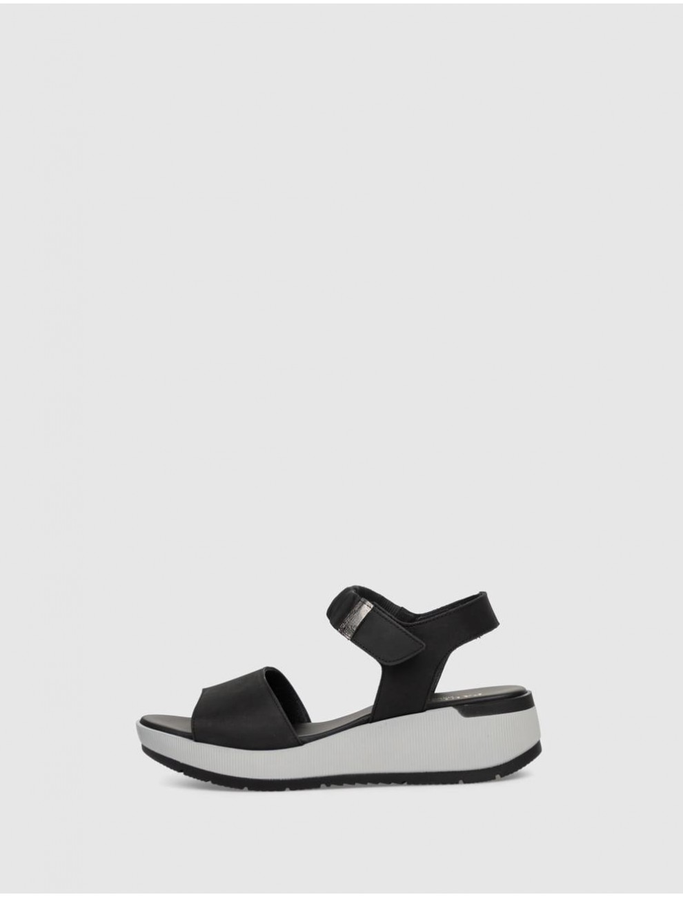 SANDALIA PAULA URBAN 8 216 NEGRO