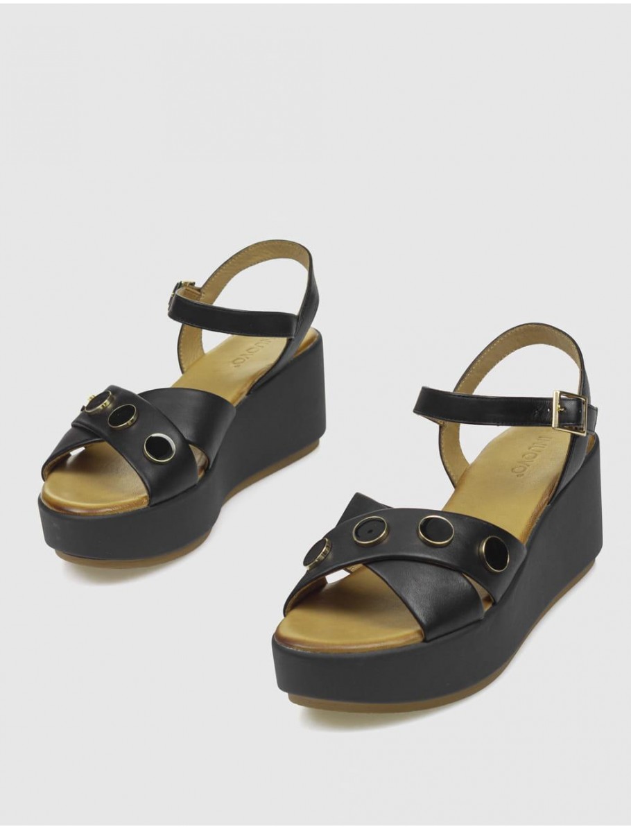 SANDALIA INUOVO 123109 NEGRO