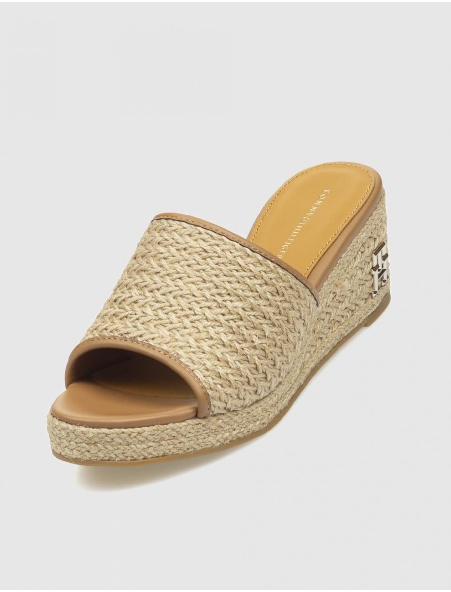 ZUECO TOMMY HILFIGER TH ROPE WEDGE SANDAL NATURAL