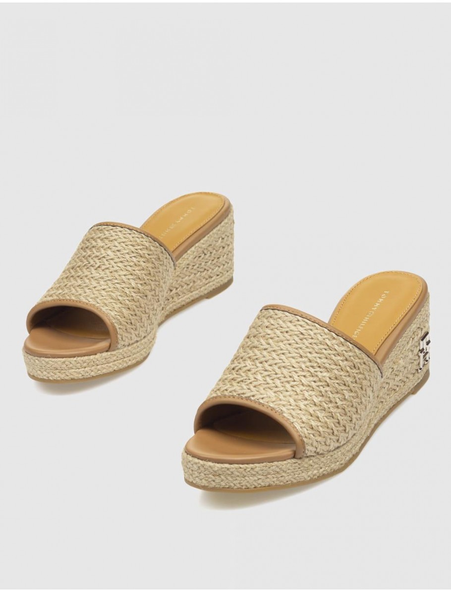 ZUECO TOMMY HILFIGER TH ROPE WEDGE SANDAL NATURAL